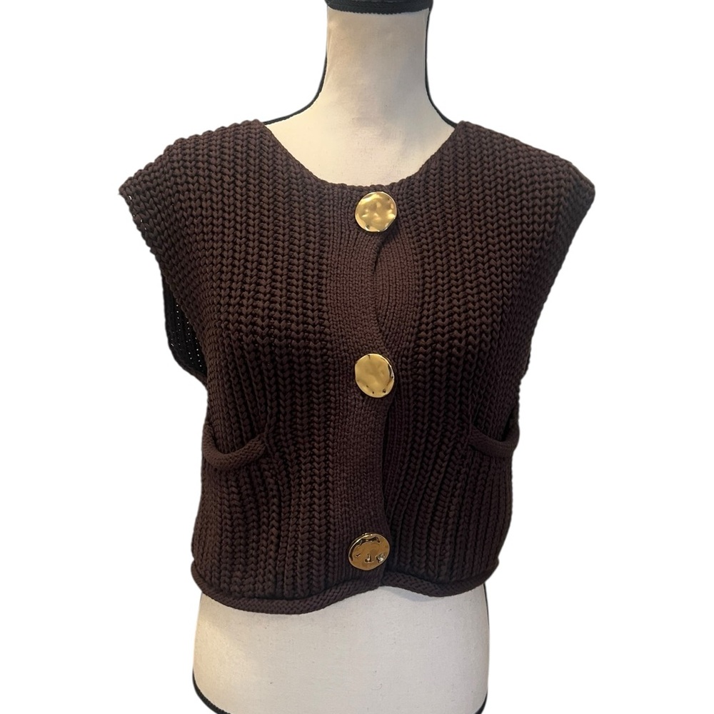 Chic Knit Sweater Vest with Gold Accents